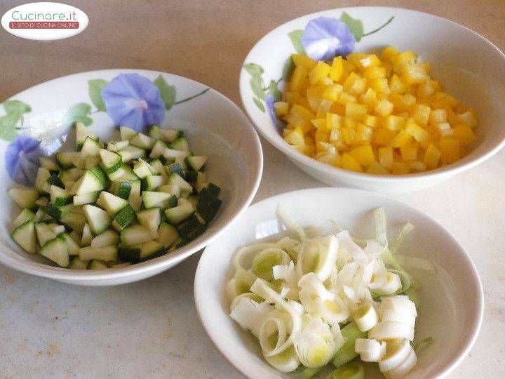 Sugo vegetariano con Peperoni, Porri e Zucchine preparazione 2